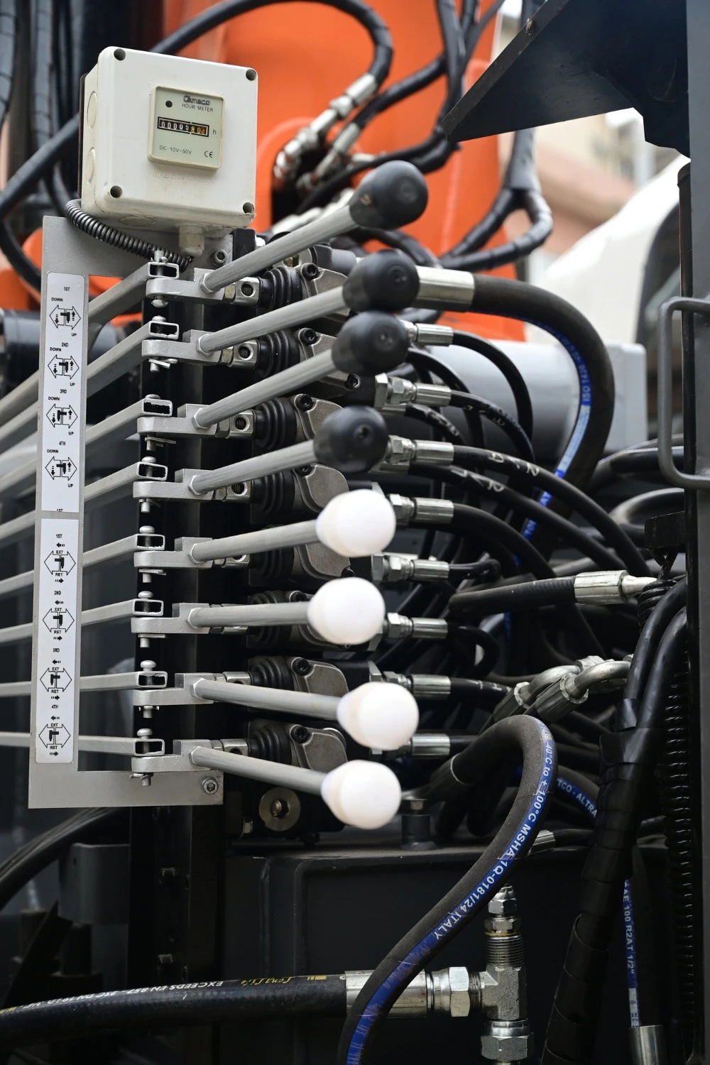 Meraj Telescopic Crane side control levers